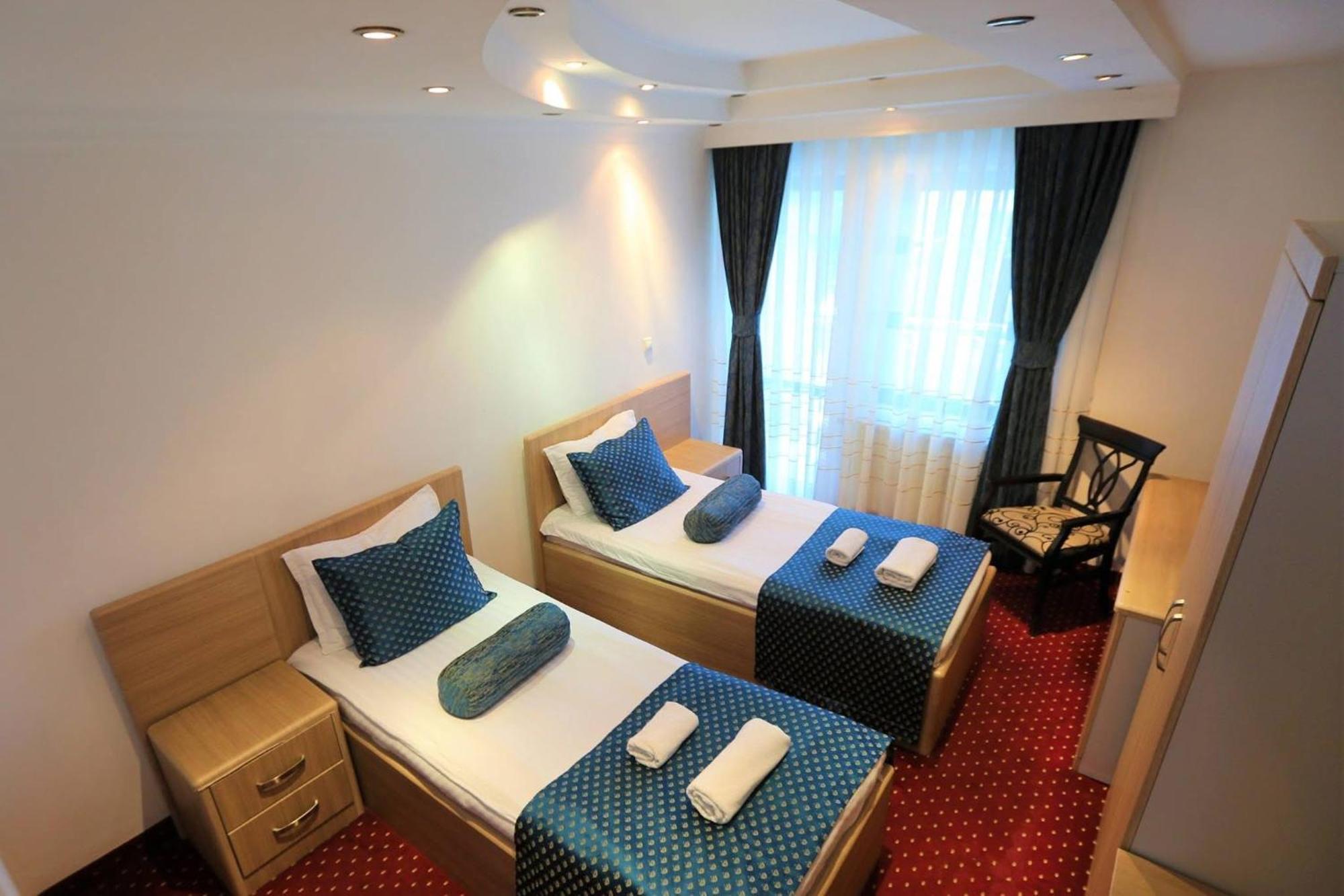 Hotel Pejton Приштина Экстерьер фото