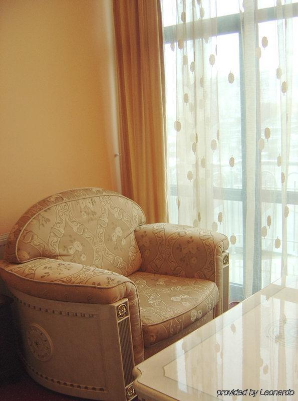 Hotel Pejton Приштина Номер фото