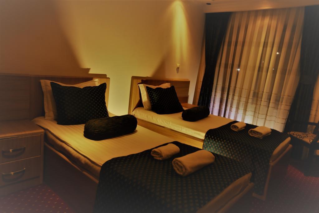 Hotel Pejton Приштина Экстерьер фото