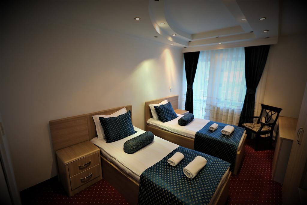 Hotel Pejton Приштина Экстерьер фото