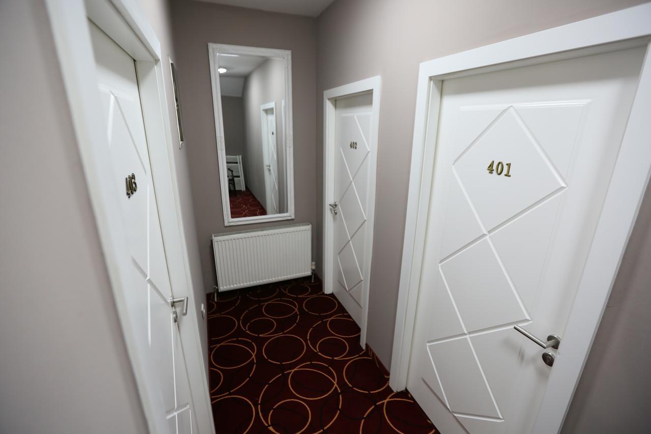 Hotel Pejton Приштина Экстерьер фото