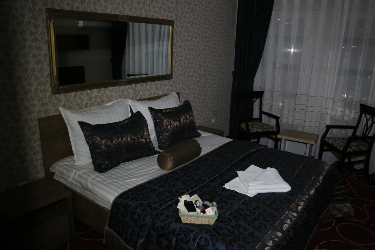 Hotel Pejton Приштина Экстерьер фото